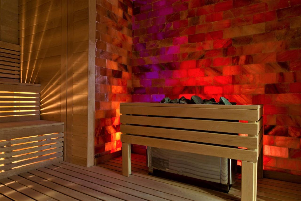 Miramar Apart Hotel & Spa Актау Екстериор снимка