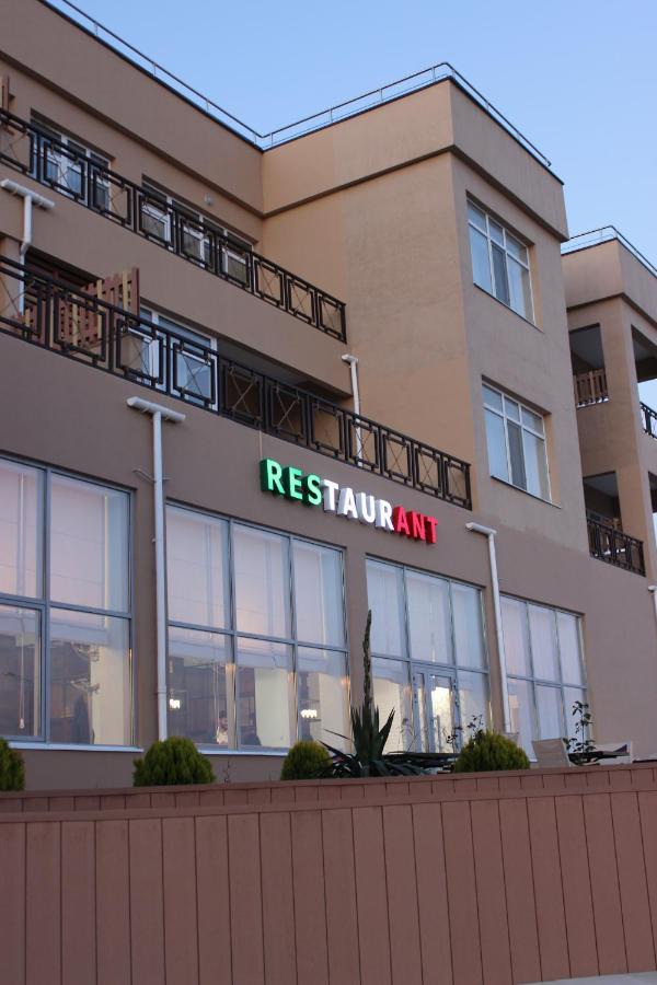 Miramar Apart Hotel & Spa Актау Екстериор снимка